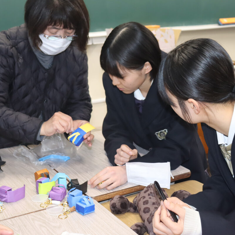 製作活動